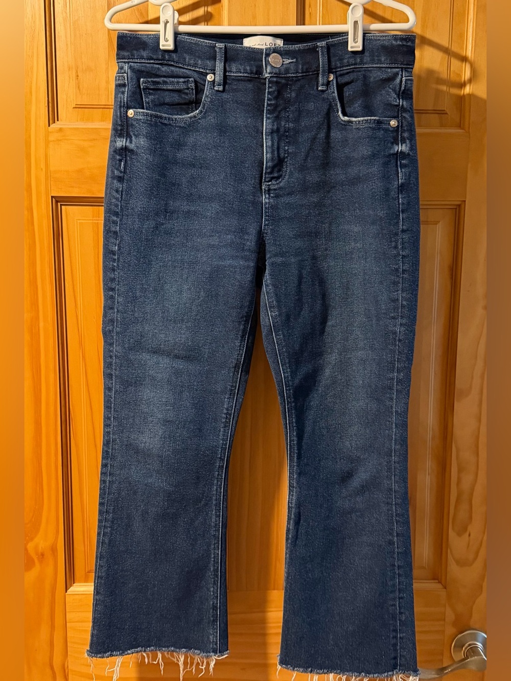 LOFT High Waist Kick Crop. Raw Hem. Sz 8/29